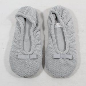 Isotoner Women's Chevron Microterry Ballerina House Slipper - Light Gray 6.5-7.5